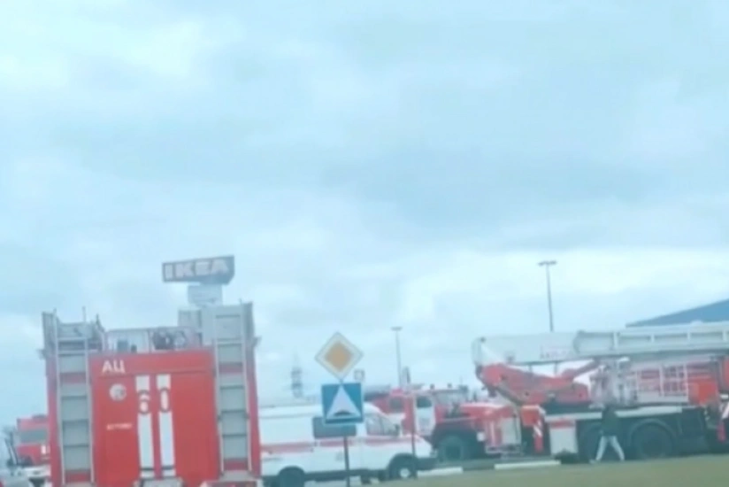 В Лондоне эвакуируют посетителей торгового центра