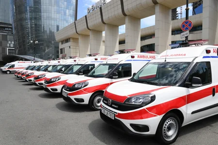 Prezidentin tapşırığı ilə Azərbaycana yeni təcili tibbi yardım avtomobilləri gətirilib 