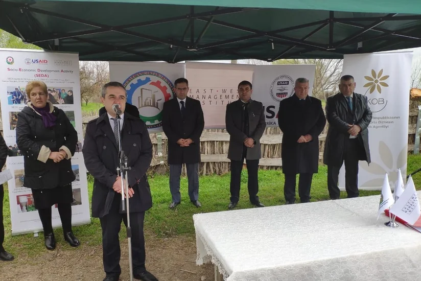 Ağcabədidə iki yem emalı müəssisəsi istifadəyə verilib