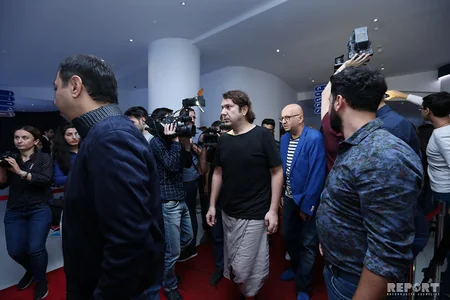 Türkiyənin tanınmış müğənnisi Bakıda filmə çəkilib