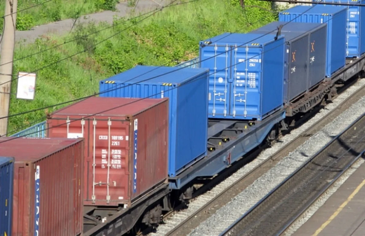 Azərbaycanda TRACECA dəhlizi ilə yük daşımaları azalıb