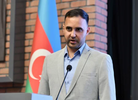 Fərid Qayıbov ötən ay beynəlxalq turnirlərdə medal qazanmış idmançılarla görüşüb