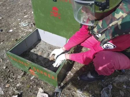 Daşkəsəndə qumbara və partladıcı tapıldı