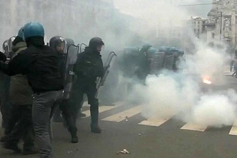 ​Milanda miqrantlarla polis arasında toqquşma baş verib