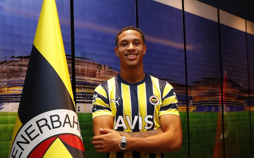 Fənərbağça növbəti transferini rəsmiləşdirib
