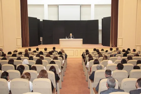 Anar Kərimov Göytəpədə milli memarlıq üslubunda tikilmiş pravoslav kilsəsini ziyarət edib