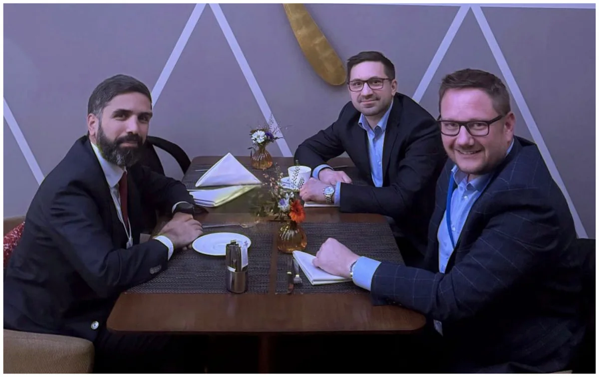 SOCAR to explore potential directions of cooperation with Hungarian company