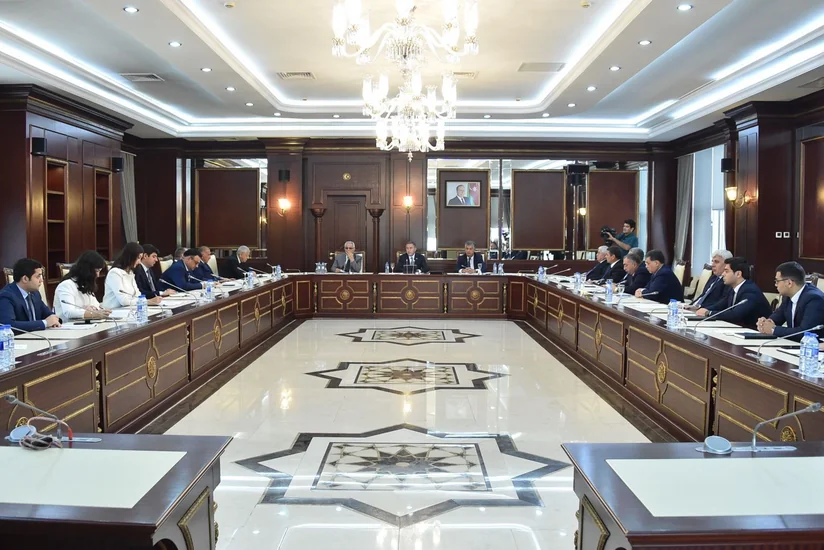 Milli Məclisin plenar iclasına müzakirə üçün iqtisadi sahədə 11 qanun layihəsi tövsiyə edilib