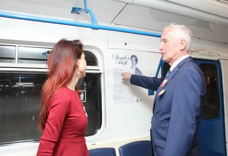 Bakı metrosunda Macarıstanın azadlıq şairinin əsərləri nümayiş etdirilir