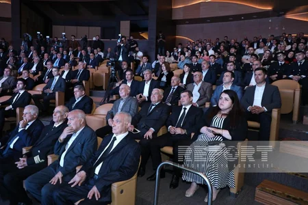 Ulu Öndər Heydər Əliyevin və akademik Zərifə Əliyevanın xatirəsinə həsr edilmiş Əbədi sevgi adlı tədbir keçirilib