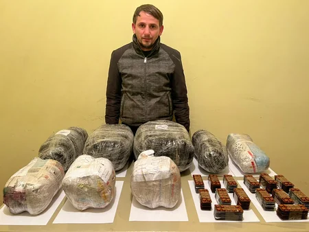 İrandan Azərbaycana 62 kq-dan çox narkotik keçirilməsinin qarşısı alınıb, narkotacir özünə xəsarət yetirib