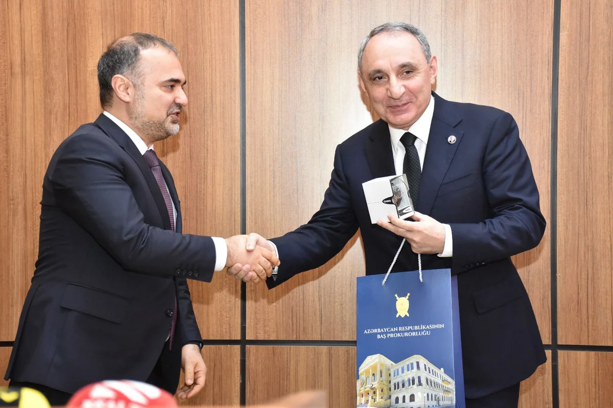 Baş Prokurorluq “Əqrəb mövsümü” serialının yaradıcı heyətini və aktyorlarını təltif edib