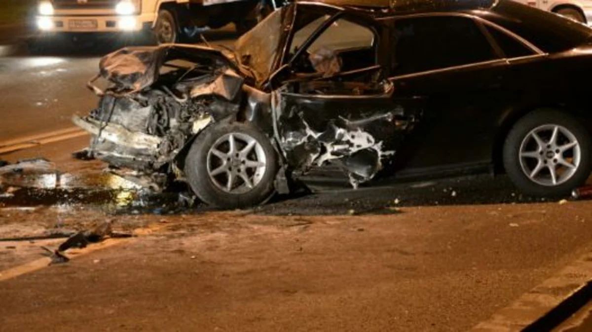 Gəncədə sərxoş sürücü qəza törədib, 1 nəfər yaralanıb