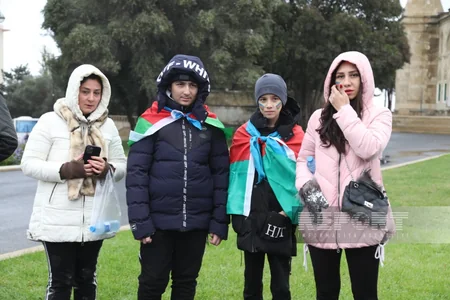 Bakıda hərbi orkestrlərin müşayiəti ilə Zəfər yürüşü keçirilib - YENİLƏNİB