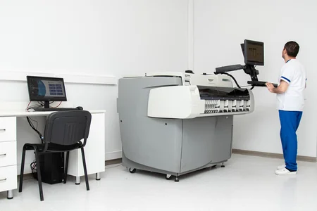 TƏBİB-in tabeliyindəki 70-dən çox tibb müəssisəsinin laboratoriyaları yenilənib - SİYAHI