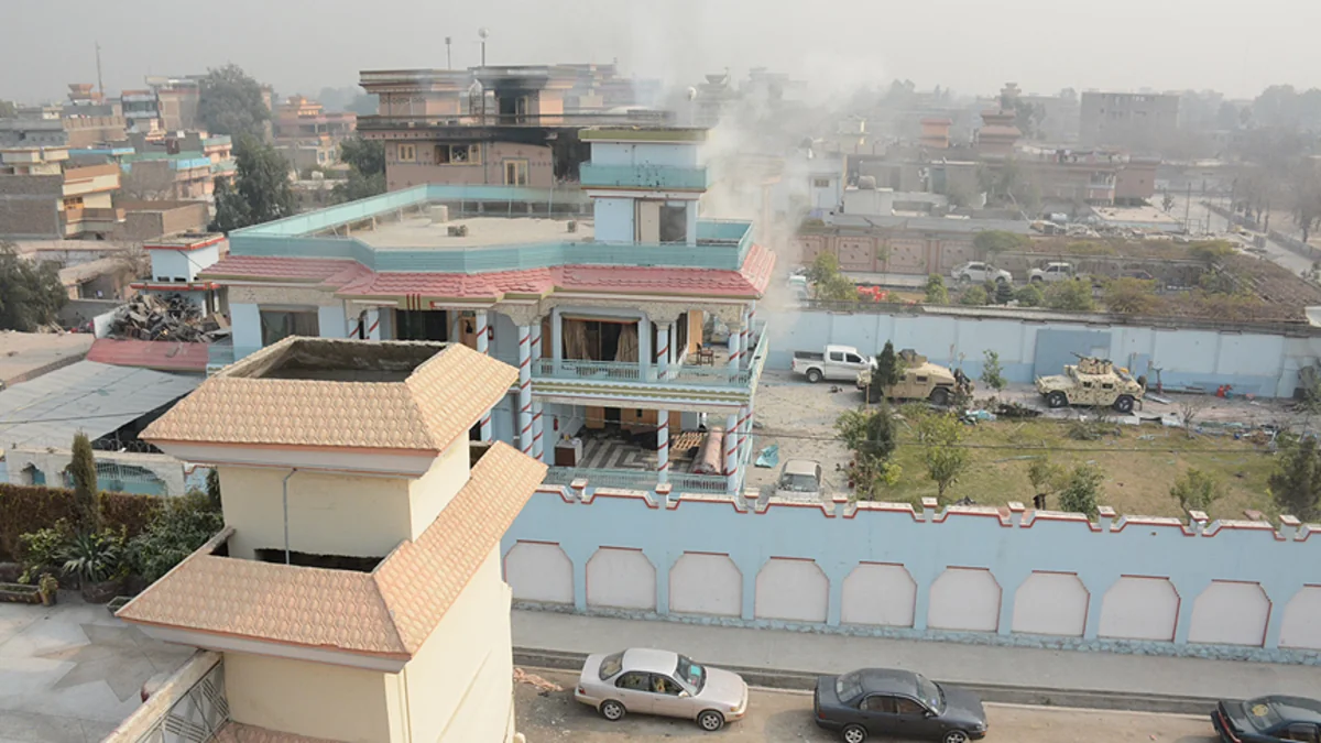 Armed people attack offices of international aid agency in Afghanistan -VIDEO