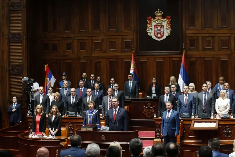 Правительство Сербии направило Вучичу предложение о роспуске парламента