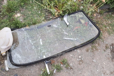 Sabirabadda avtomobil traktora çırpılıb, xəsarət alanlar var
