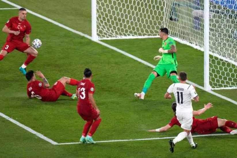 Впервые на Евро автогол стал первым забитым мячом на турнире