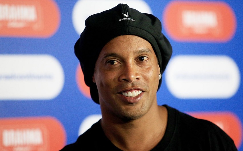 Ronaldinyo hazırda karyerasını davam etdirən ən güclü braziliyalı futbolçunun adını açıqlayıb