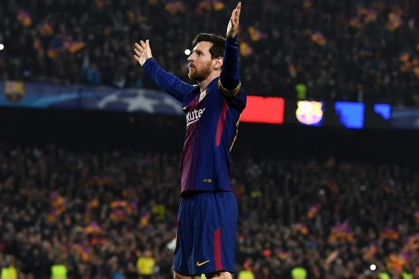 Messi 15 yaşı tamamlanan futbolçu pərəstişkarına hədiyyə göndərib - VİDEO