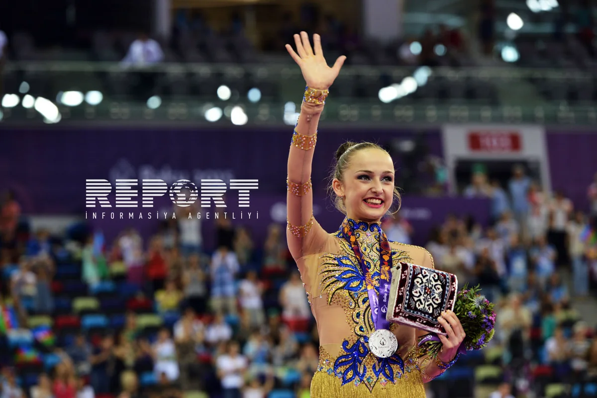 Azərbaycan gimnastı Bakı 2015də gümüş medal qazanıb
