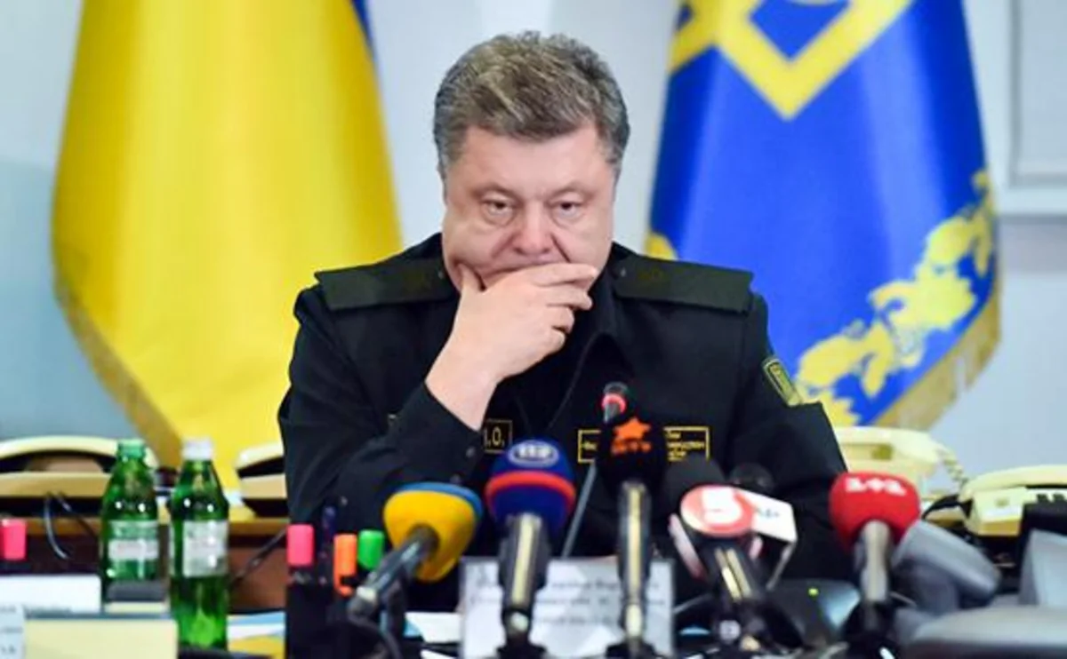 Порошенко призвал ввести новые санкции против России