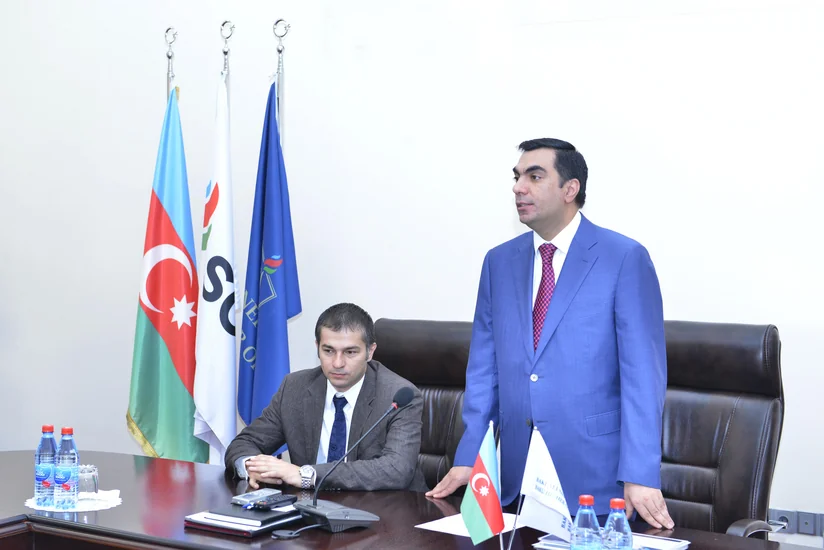 Bakı Ali Neft Məktəbinin tələbələrinə Microsoftun sertifikatı təqdim olunub
