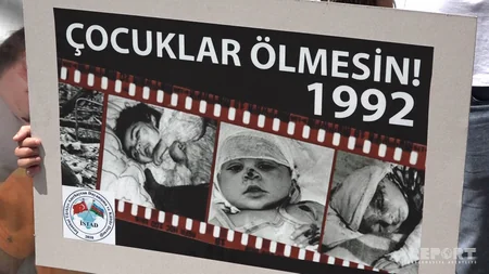 İstanbulda Ermənistanın Alıxanlıda törətdiyi vəhşiliyə qarşı etiraz aksiyası keçirilib - FOTO