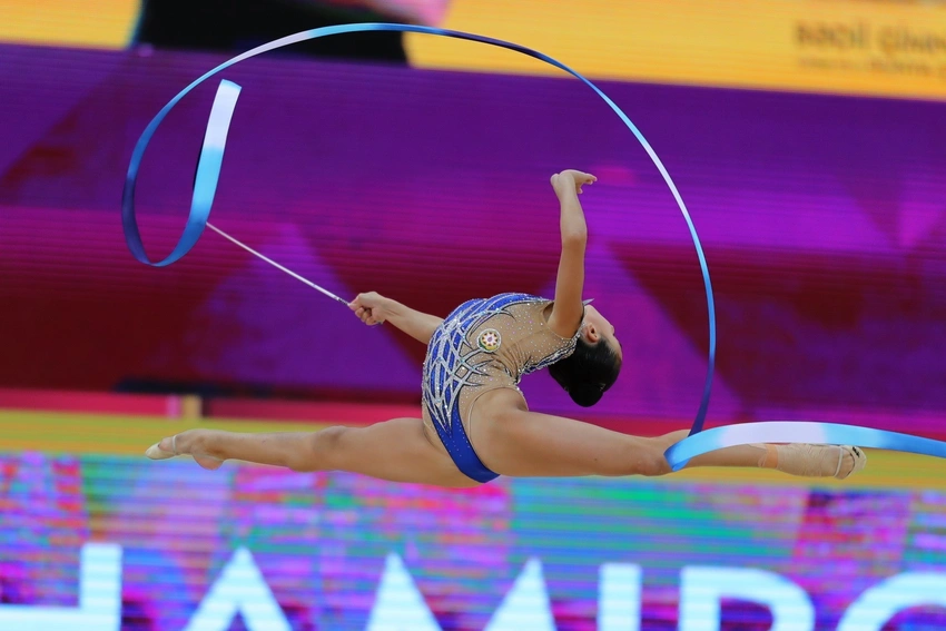 Azərbaycan gimnastı Bakıdakı dünya çempionatında final mərhələsinə vəsiqə qazanıb