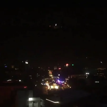 Ankara küçələrində əhali tanklara qarşı çıxıb, TRT binasını ələ keçirməyə çalışanlar zərərsizləşdirilib - FOTO - YENİLƏNİB