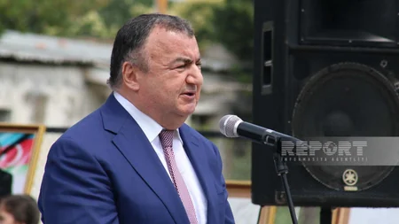 Milli Qəhrəman İsgəndər Aznaurovun büstü yenilənib