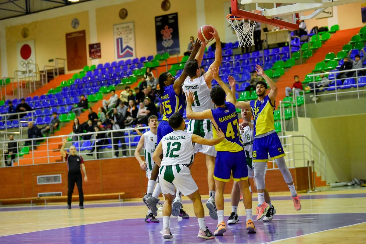 Sərhədçi klubu geridönüş edərək qələbə qazanıb  