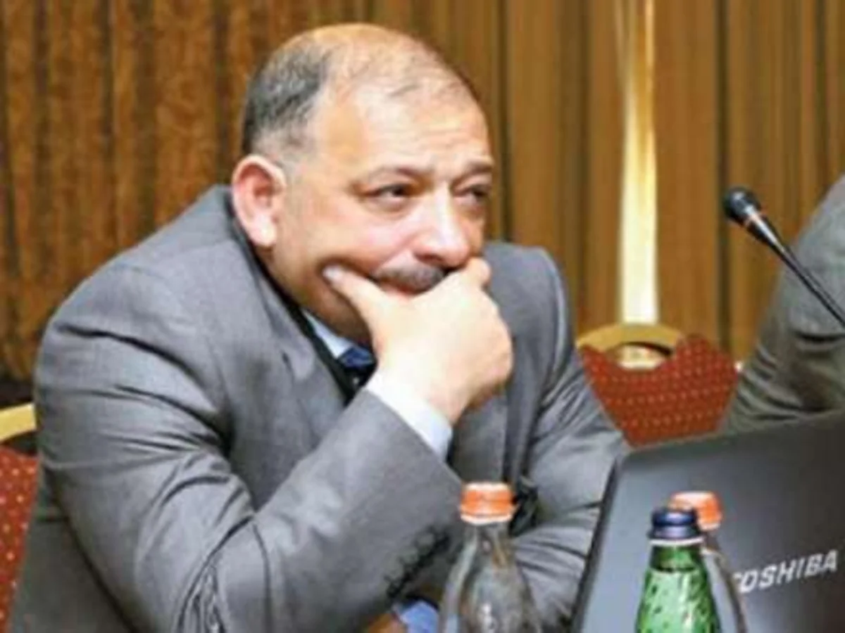 ​Jurnalist Rauf Mirqədirovun məhkəməsi başlayıb