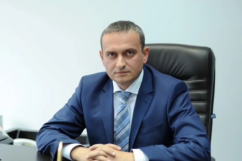 Belarusun nəqliyyat və kommunikasiya naziri 47 yaşında qəflətən vəfat edib