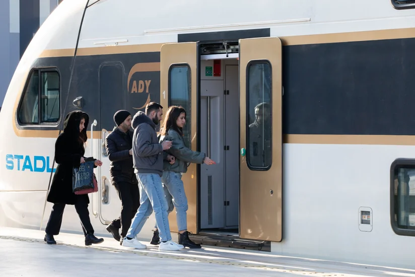 АЖД будет работать в усиленном режиме в праздничные дни