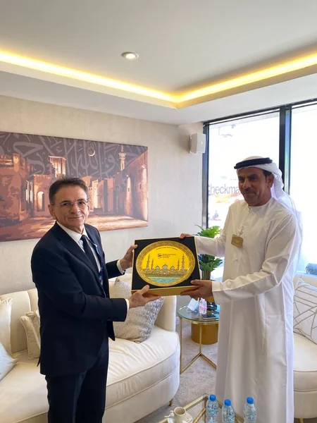 Müdafiə sənayesi naziri “Dubai Airshow-2021” sərgisində iştirak edib