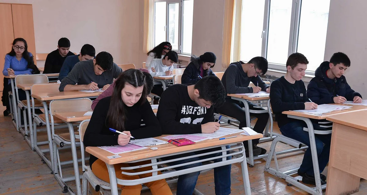 Bu gün Azərbaycanda ilk sınaq imtahanı keçirilir
