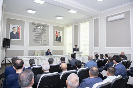 Kənd Təsərrüfatı naziri İnam Kərimov Ağsuda fermerlərlə görüşüb