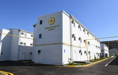 Prezident və birinci xanım Bakıda modul tipli hospitalın açılışında iştirak ediblər - YENİLƏNİB