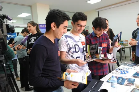 Bakıda keçirilmiş təhsil sərgisində ABŞ-ın 20-dən çox universiteti təmsil olunub - FOTO