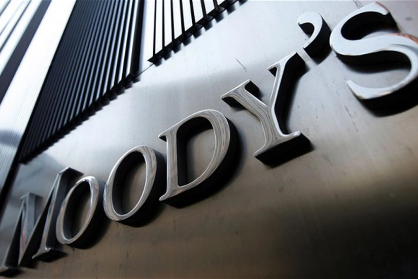 Moody's downgrades Turkey rating