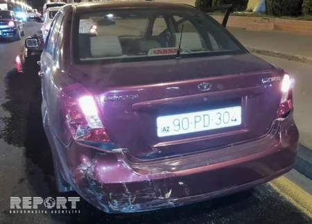 Paytaxtda sürət həddini aşan sürücü qəza törədib - FOTO