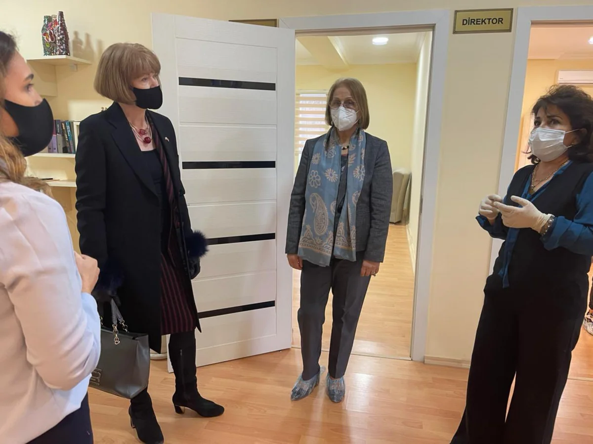 Wendy Morton meets with Azerbaijani civil society representatives