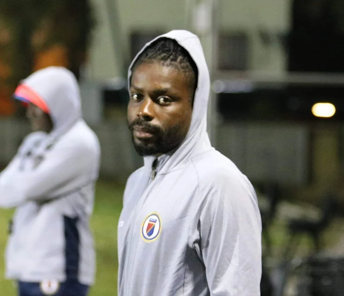 Neftçinin futbolçusu Haiti yığmasının düşərgəsində ciddi zədə alıb