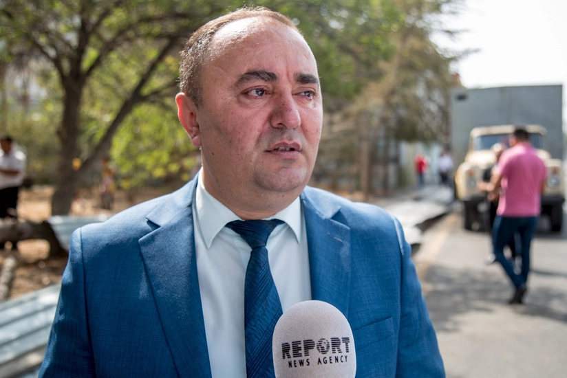 Head of department: Illegal buildings and fences to be destroyed in all districts of Baku
