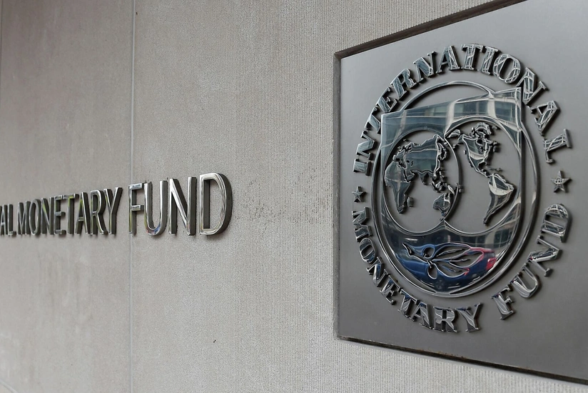 IMF recommends Azerbaijan to accelerate transmission from CBA rate to manat loan rate