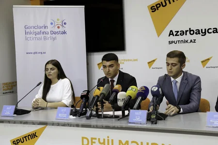 Gənclərlə iş sahəsində mövcud imkanlar və gələcək perspektivlər mövzusunda tədbir keçirilib