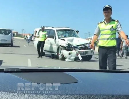 ​Bilgəhdə iki maşının toqquşması ilə nəticələnən yol qəzası baş verib - FOTO - VİDEO