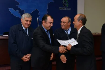 ​“Azərikimya” İstehsalat Birliyində kimyaçılar mükafatlandırılıb